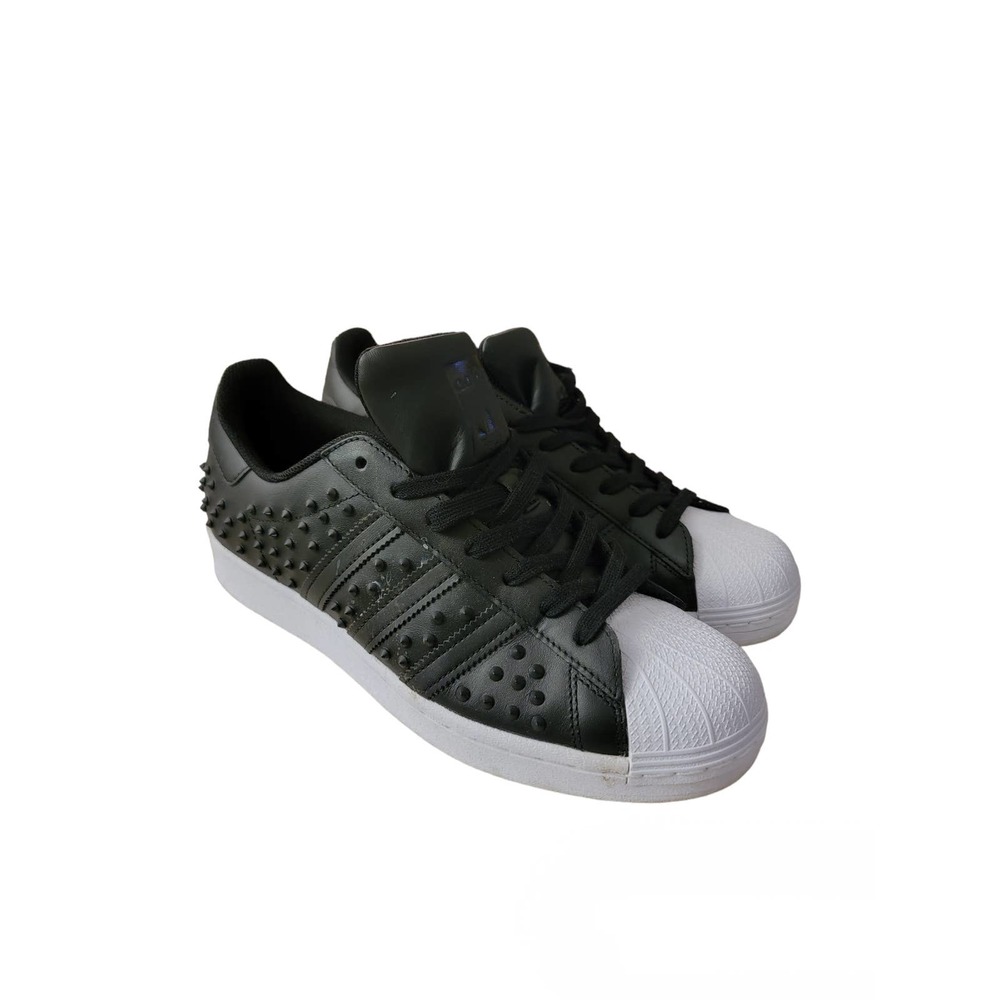 Adidas Core black Studded Superstar almost New